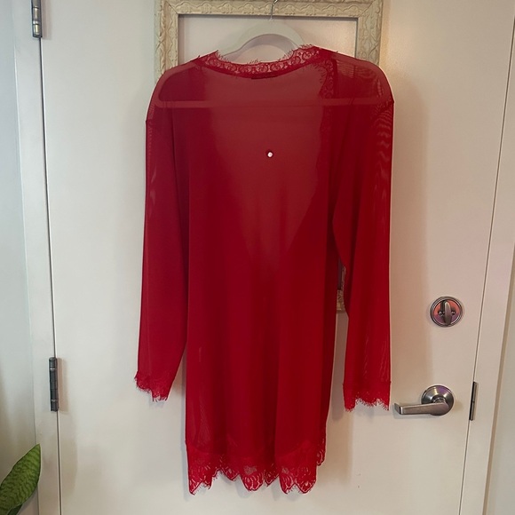 AVID LOVE | Elegant Red Lace Women’s Robe - Picture 9 of 11